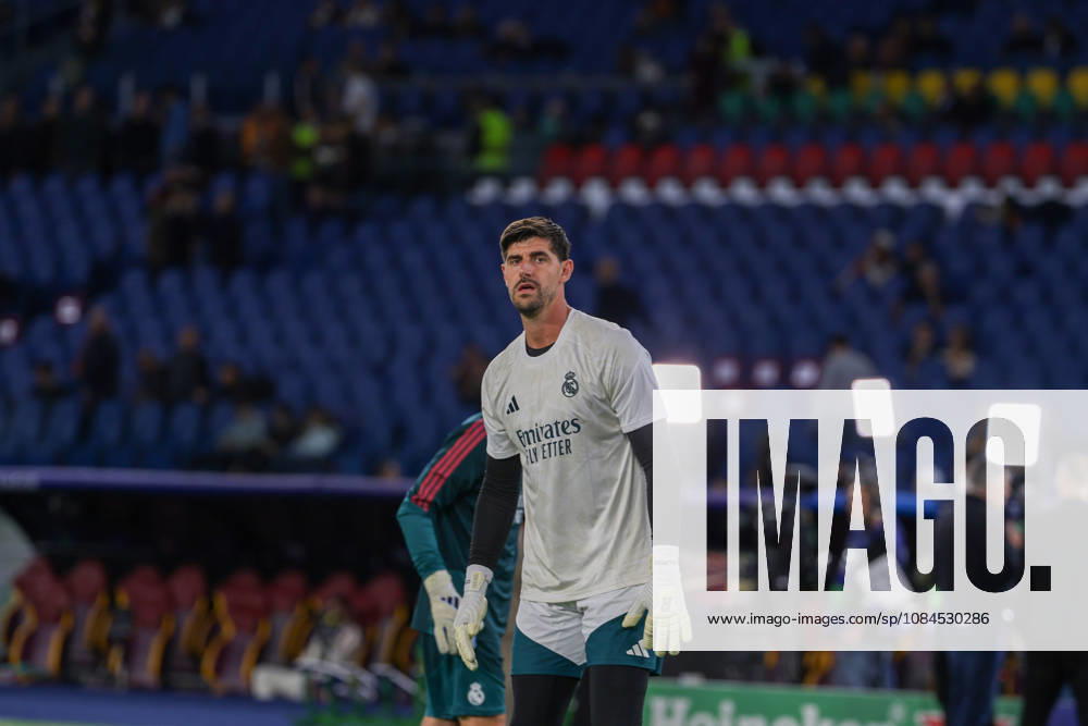 Thibaut Courtois of Real Madrid during the Champions League football match between AS Roma and FC Real Madrid at the Stadio Olimpico in Rome on October 14, 2026.Pictured: Europa Champions League 2026 27 Between Roma Vs Real Madrid - ZUMAs236 20261014_aap_s236_030