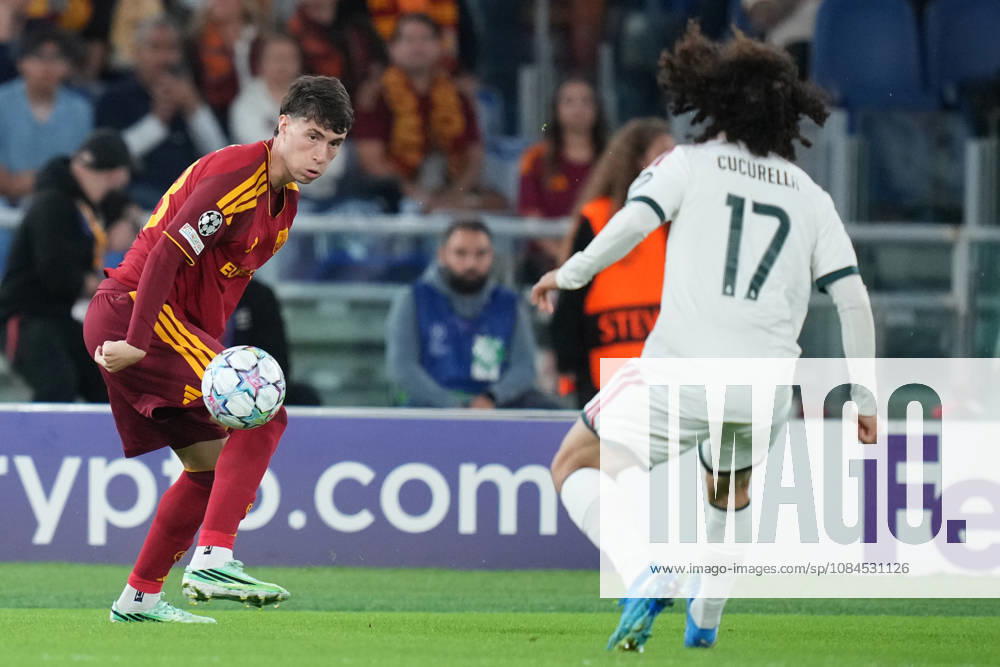 Roma’s Matias Soule during the UEFA Champions League Phase - Matchday 2 soccer match between AS Roma and Real Madrid at the Rome s Olympic stadium, Italy - Wednesday October 14, 2026 - Soccer ( Photo by Alfredo Falcone LaPresse )