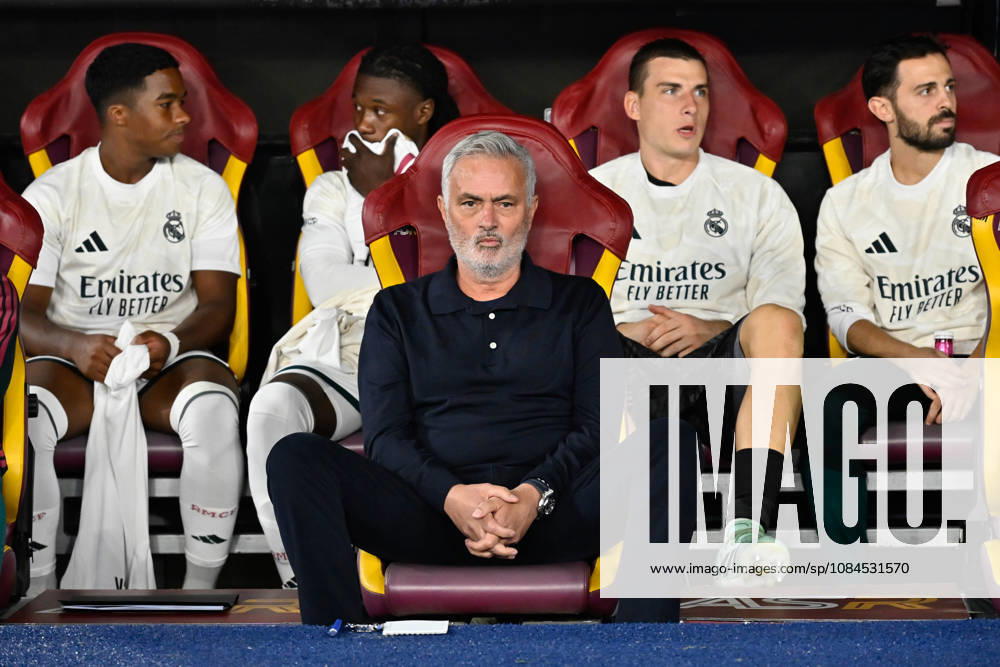 Foto IPP Cavaliere Emiliano. Roma 14 10 2026. Calcio Champions League 2026 2027. AS Roma - FC Real Madrid. Nella foto: Jose Mourinho. Italy Photo Press - World Copyright italy ITALY