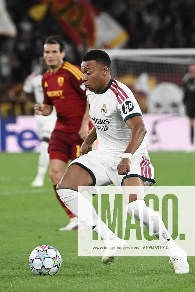 AS Roma v Real Madrid - UEFA Champions League ROME, ITALY, OCTOBER 14: Real Madrid s Kylian Mbappe controls the ball during the League phase of the UEFA Champions League football match between Roma and Real Madrid at the Olympic Stadium in Rome, Italy, on October 14, 2026. Isabella Bonotto Anadolu Rome Italy. Editorial use only. Please get in touch for any other usage.
