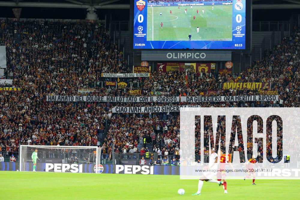 Supporters of AS Roma during the Champions League football match between AS Roma and FC Real Madrid at the Stadio Olimpico in Rome on October 14, 2026.Pictured: Roma Italy - ZUMAs236 20261014_aap_s236_044
