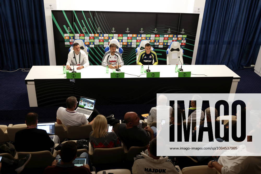 Croatia, Split, 14.10.2026. Poljud Stadium. HNK Hajduk press conference, PK, Pressekonferenz ahead of tomorrow s UEFA Conference League Matchday 1 game against Ajax. In the photo: Coach Gonzalo Garcia, Michele Sego. Photo: Sasa Buric CROPIX Split