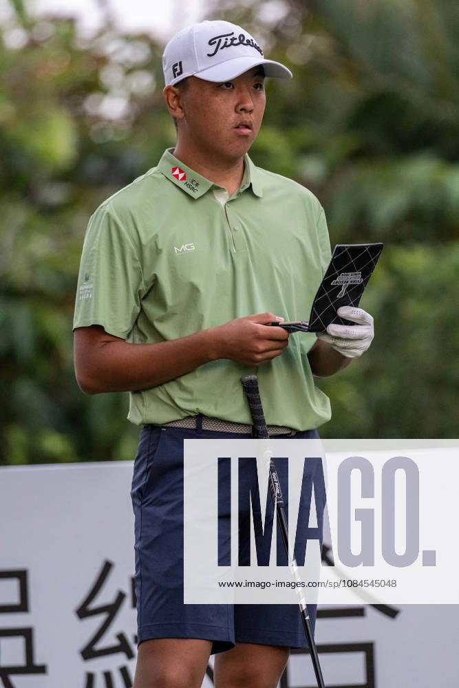 Chinaâ€⠢s, LIU, Yiming (a).Opening Round in the Macao Open Golf at Macau Golf & Country Club. Macau Open Golf Rd 1 - ZUMAr144 20261015_zap_r144_007