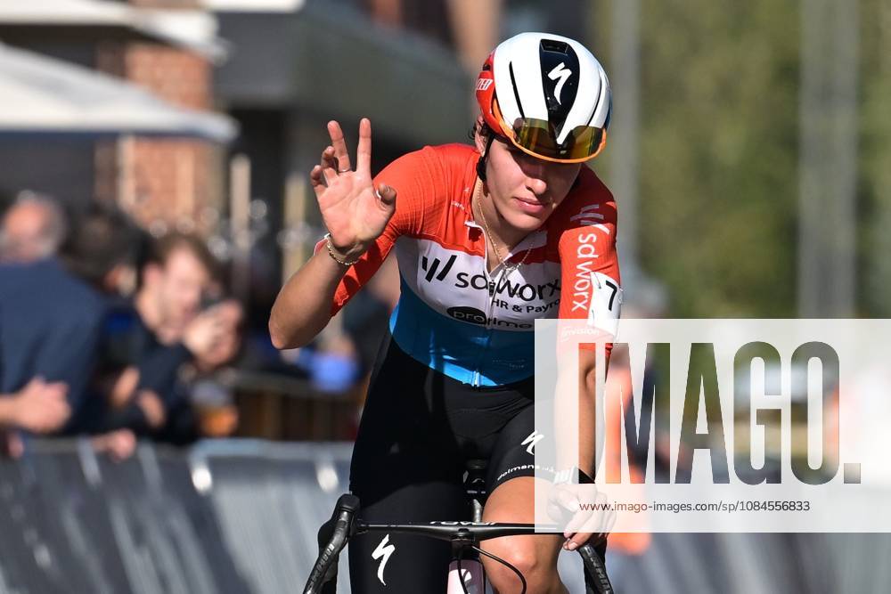 Luxembourg s Marie Schreiber crosses the finish line of the women elite race of the Kermiscross cyclocross cycling event, on Thursday 15 October 2026, in Ardooie. DAVIDxPINTENS x189891172x