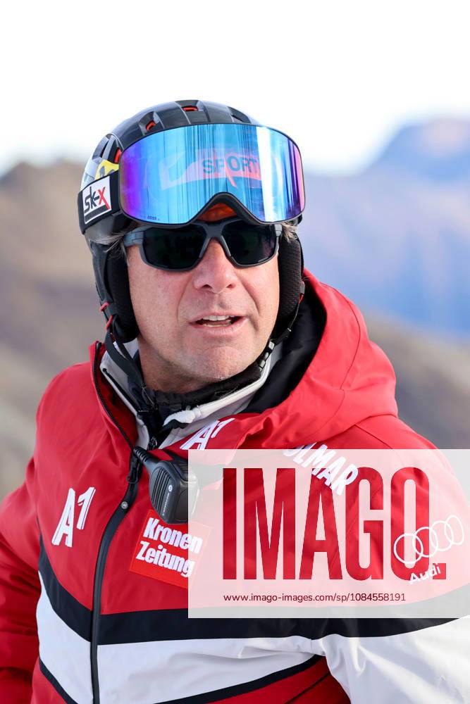 ALPINE SKIING - Ski Austria, training SOELDEN,AUSTRIA,15.OCT.26 - ALPINE SKIING - Ski Austria, giant slalom, training and qualification. Image shows . GEPAxpictures xMathiasxMandl