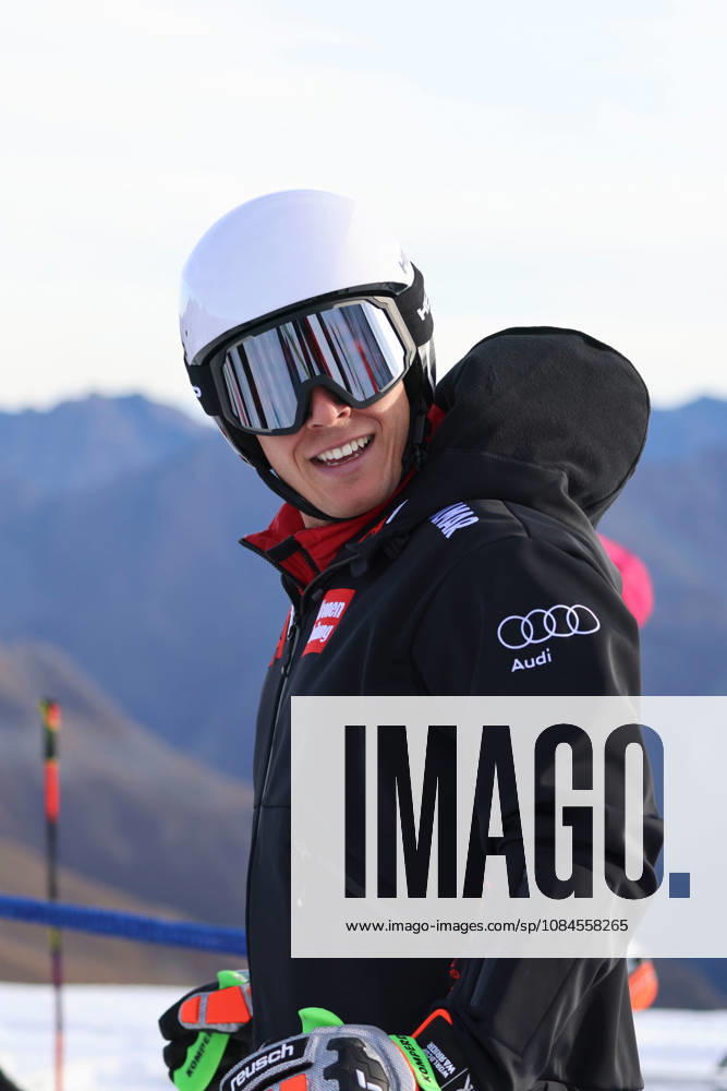 ALPINE SKIING - Ski Austria, training SOELDEN,AUSTRIA,15.OCT.26 - ALPINE SKIING - Ski Austria, giant slalom, training and qualification. Image shows Lukas Feurstein (AUT). GEPAxpictures xMathiasxMandl