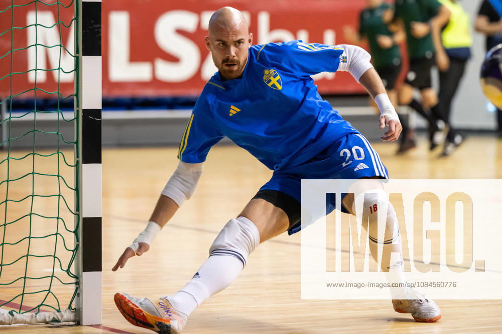 Goalkeeper Viktor Sääf of Sweden ahead of the FIFA Futsal World Cup qualifier match between Hungary and Sweden on October 15, 2026 in Nyiregyhaza. Photo: Bildbyran EXT BILDBYRÅN COP 18 XY0131 futsal landslaget hungary sverige national team, Nationalteam sweden bbeng vm-kval world cup qualifier ungern