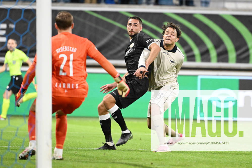 AA Gent vs Aarhus Matties Volckaert of KAA Gent battles for the ball with Mikael Anderson of Aarhus during Matchday 2 in the 2026-2027 Uefa Conference League season - league phase between AA Gent and AGF Aarhus on October 15 , 2026 in Gent, Belgium. (Photo by Maarten Straetemans Isosport) Gent Belgium