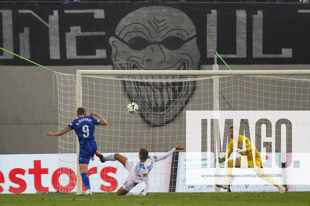 UEFA Conference League 2026, League phase, Matchday 1 Universitatea Craiova vs Getafe, Ion Oblemenco Stadium, Craiova,Romania 3 Oleksandr Romanchuk saves in front of 9 Borja Mayoral