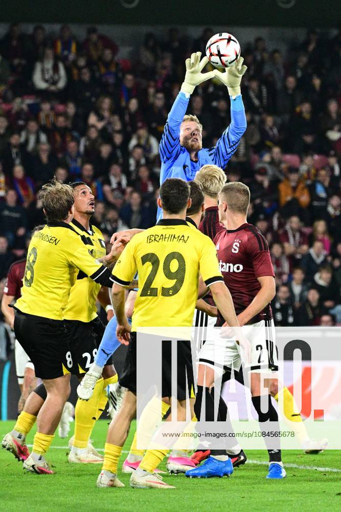 Football European League, 2nd round match Sparta Praha vs Lillestrom SK in Prague, Czech Republic, October 15, 2026. Goalie of Lillestrom Pontus Dahlberg in actioon. (CTKxPhoto MichalxKamaryt) CTKPhotoP2026101507866 CTKPhotoP2026101507866