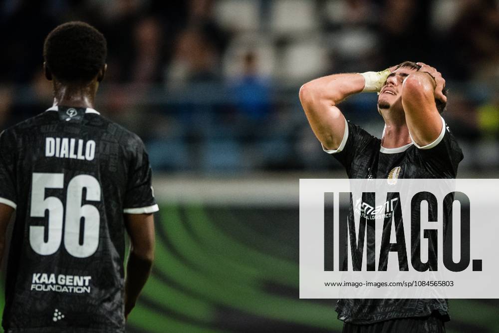KAA Gent v AGF Aarhus - UEFA Conference League GENT, BELGIUM - OCTOBER 15 : Volckaert Matties defender of KAA Gent shows dejection during the UEFA Conference League 2026 27 League Phase matchday 1 match between KAA Gent and AGF Aarhus on October 15, 2026 in Gent, Belgium, 15 10 2026 Gent Belgium