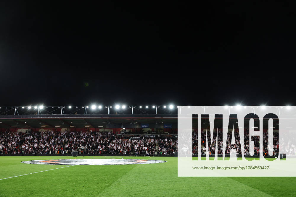 SOCCER - UEFA EL, Bournemouth vs Sturm BOURNEMOUTH,ENGLAND,15.OCT.26 - SOCCER - UEFA Europa League, AFC Bournemouth vs SK Sturm Graz. Image shows overview of Vitality Stadium. GEPAxpictures Bauer