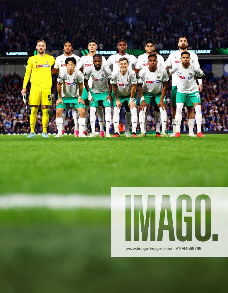The Kauno Zalgiris team group, Mannschaftsbild, Totale Brighton & Hove Albion v Kauno Zalgiris, UEFA Conference League, Football, American Express Stadium, Brighton, UK - 15 Oct 2026Brighton American Express Stadium United Kingdom