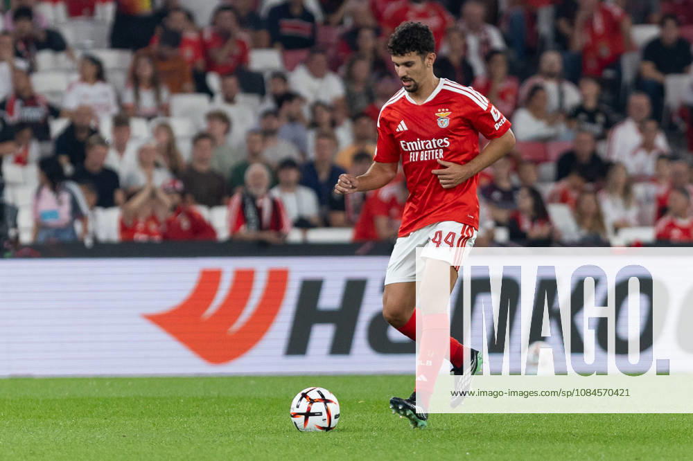Benfica defender from Portugal TOMAS ARAUJO (44) in action during the game for Group FL of Group Phase for UEFA Europa League between Benfica and Celtic at Estadio da Luz Soccer 2026: Benfica Vs Celtic - ZUMAs359 20261015_zsp_s359_001