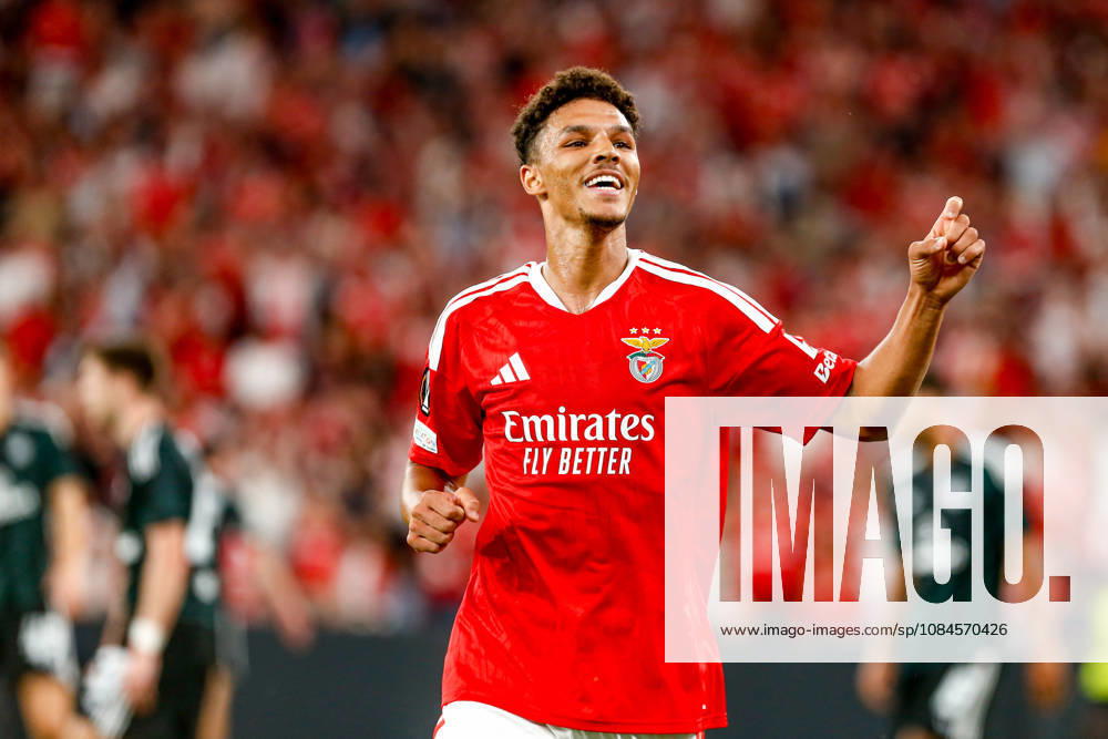 Estadio da Luz Alexander Bah defender of Benfica celebrates after scoring the team s second goal during the UEFA Europa League 2026 27 League Phase MD2 match between SL Benfica and Celtic FC at Estadio do SL Benfica on October 15, 2026 in Lisbon, Portugal. 2 UEFA Europa League 2026 27 League Phase MD2 - SL Benfica and Celtic FC (Valter Gouveia SPP)
