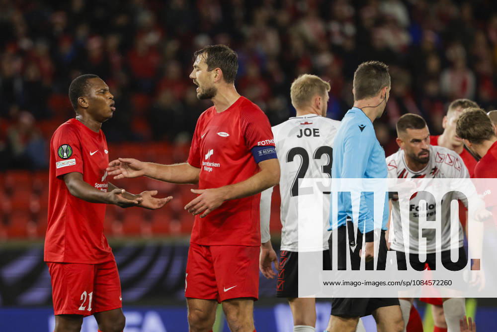 Soccer, Conference League 2026 Brann vs. Lincoln Red Imps, Bergen, October 15, 2026. Referee Dalibor ÄaernÃ½ shows a red card to Brann’s Neraysho Kasanwirjo alongside Fredrik Pallesen Knudsen during the Conference League soccer match between SK Brann and Lincoln Red Imps at Brann Stadium. Photo by Paul S. Amundsen, NTB, Bergen, Norway. . RESTRICTED USE FOR BETTING COMPANIES