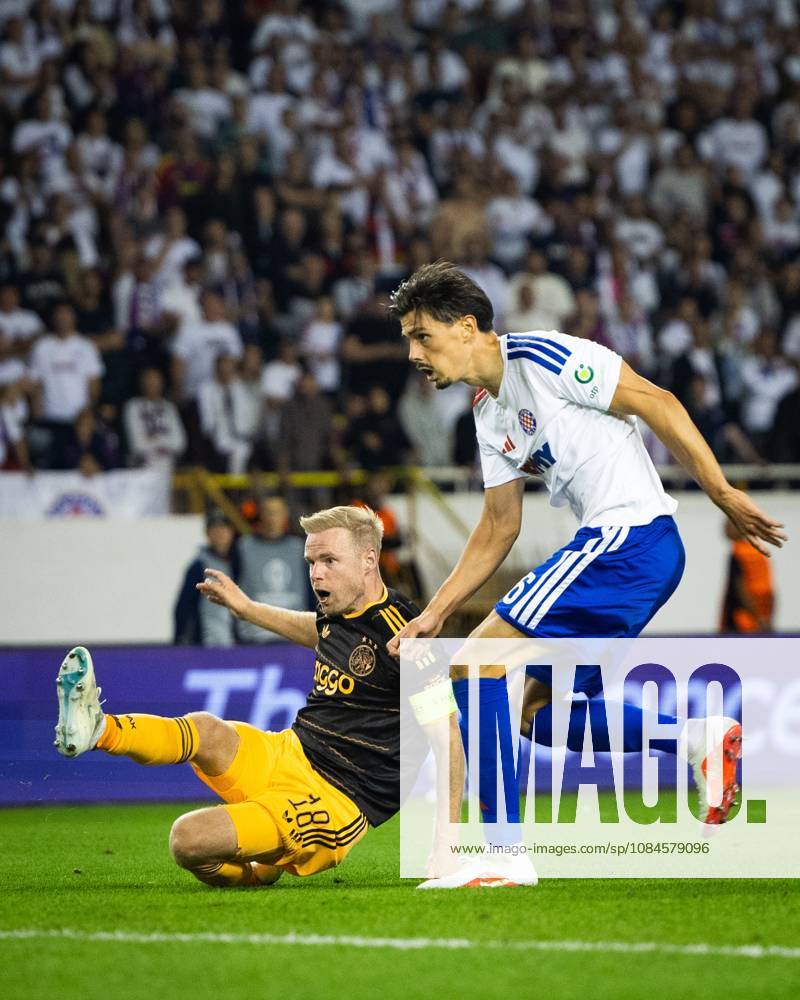 SPLIT - (lr) Davy Klaassen of Ajax scores the 1-1, Dennis Hadzikadunic of Hajduk Split during the Conference League match between Hajduk Split and Ajax at Stadion Poljud on 15 October 2026 in Split, Croatia. SONNY LENSEN ANP ANPxSportx IVx 572569298 originalFilename: 572569298