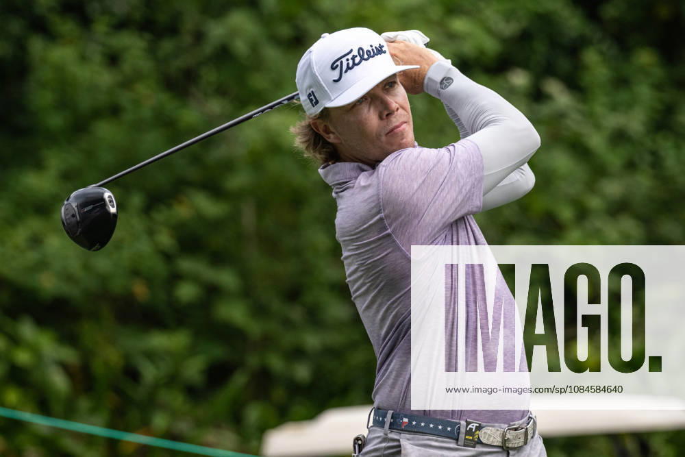 Maximilian ROTTLUFF from Germany. Round 2 in the Macao Open Golf at Macau Golf & Country Club. Coloane China - ZUMAr144 20261016_zap_r144_022