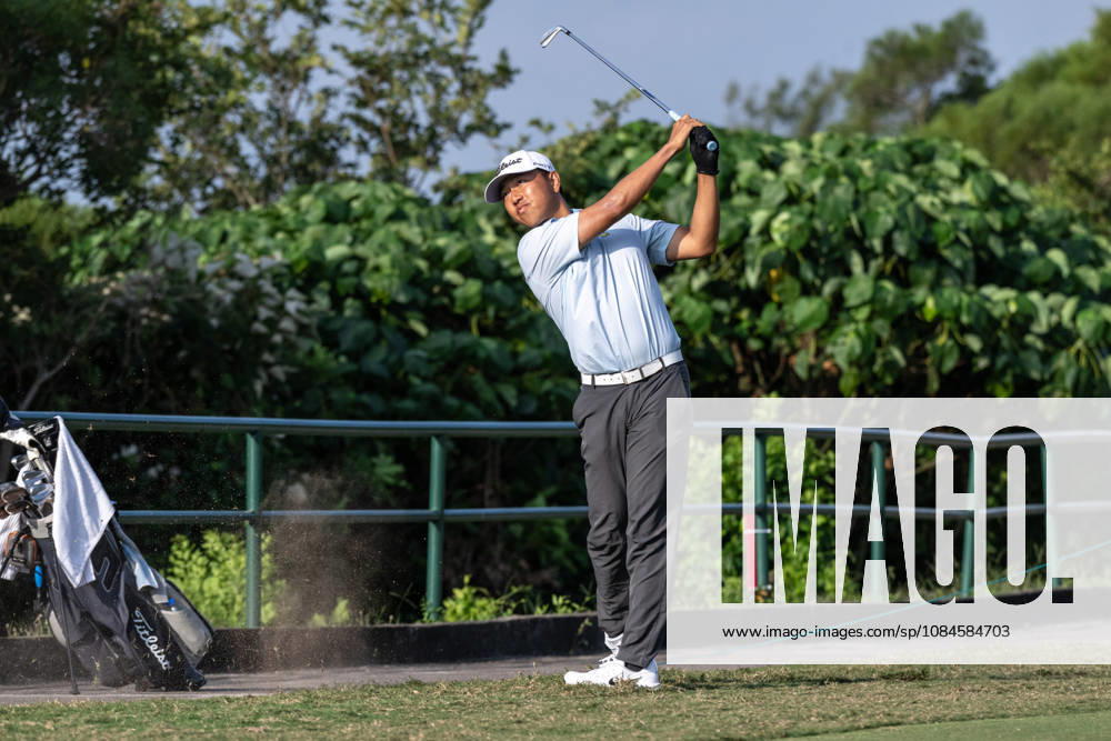 Kelvin SI from Macau. Round 2 in the Macao Open Golf at Macau Golf & Country Club. Macau Open Golf Round 2 - ZUMAr144 20261016_zap_r144_038