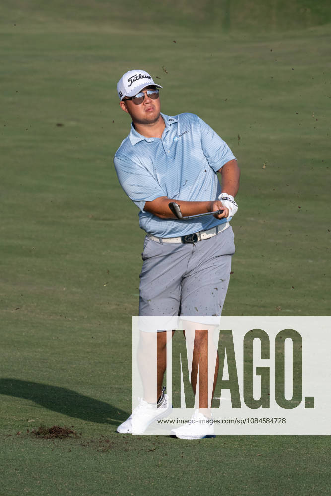 Sampson ZHENG from China.Round 2 in the Macao Open Golf at Macau Golf & Country Club. Coloane China - ZUMAr144 20261016_zap_r144_046