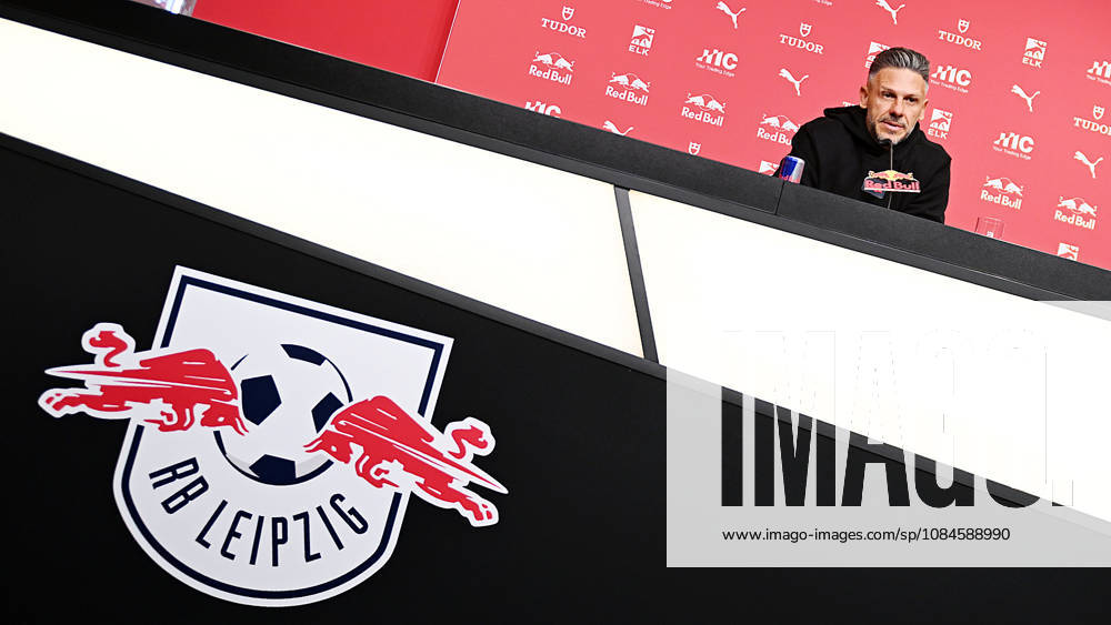 Fußball-Bundesliga Saison 2026 2027, 6. Spieltag, PK RB Leipzig vor Bayern München vs. RB Leipzig (16.10.2026). Martin Demichelis (Trainer RB Leipzig) bei der Pressekonferenz von RB Leipzig vor dem Bundesliga-Spiel bei Bayern München (16.10.2026). Leipzig Sachsen Deutschland Red-Bull-Trainingsgelände am Cottaweg