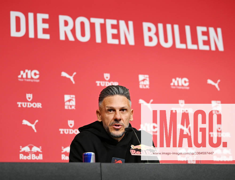 Fußball-Bundesliga Saison 2026 2027, 6. Spieltag, PK RB Leipzig vor Bayern München vs. RB Leipzig (16.10.2026). Martin Demichelis (Trainer RB Leipzig) bei der Pressekonferenz von RB Leipzig vor dem Bundesliga-Spiel bei Bayern München (16.10.2026). Leipzig Sachsen Deutschland Red-Bull-Trainingsgelände am Cottaweg