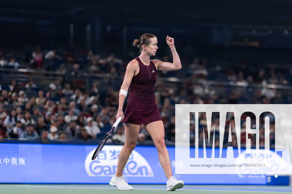 Elina Svitolina of Ukraine celebrates her win against Sonay Kartal of UK (Not in view) during their women s singles match on day 5 of Wuhan Open at the Optics Valley International Tennis Center. Sonay Kartal defeated Elina Svitolina with a score of 6-2, 2-6, 6-4. 2026 WTA, Tennis Damen Wuhan Open: Sonay Kartal - Elina Svitolin In China - 16 Oct - ZUMAs197 20261016_aaa_s197_124
