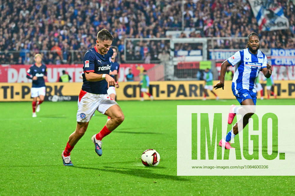 Fußball, Herren, 2.BL (Bundesliga), Saison 2026 2027, Holstein Kiel - Hertha BSC Berlin, 8. Spieltag, KSV, Holstein-Stadion, Letzter gegen Tabellenführer Adrian Kapralik Kiel, Holstein-Stadion Holstein-Stadion Schleswig-Holstein Deutschland