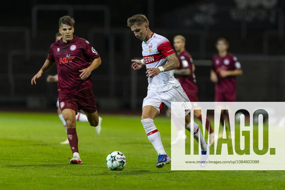 3. Liga, Fortuna Köln - VfB Stuttgart U21, U 21 16.10.2026 Veit Stange (VfB Stuttgart U21, 31). 3. Liga, Fortuna Köln - VfB Stuttgart U21, 10. Spieltag, am 16.10.2026, Südstadion, Köln. DFB regulations prohibit any use of photographs as image sequences and or quasi-video