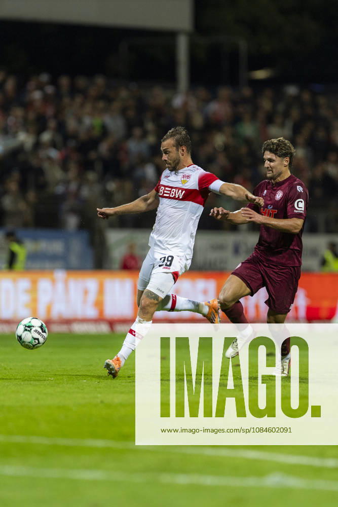 3. Liga, Fortuna Köln - VfB Stuttgart U21, U 21 16.10.2026 Dominik Nothnagel (VfB Stuttgart U21, 29), Enzo Wirtz (Fortuna Köln, 9). 3. Liga, Fortuna Köln - VfB Stuttgart U21, 10. Spieltag, am 16.10.2026, Südstadion, Köln. DFB regulations prohibit any use of photographs as image sequences and or quasi-video