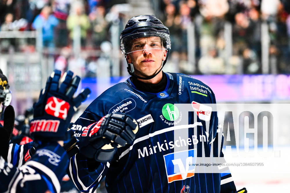 Torjubel, Jubel, Freude Joonas Nättinen (Iserlohn Roosters, 15), GER, Iserlohn Roosters vs. Koeler Haie, Eishockey, Penny-DEL, 9. Spieltag, Spielzeit 2026 2027, 16.10.2026, GER, Iserlohn Roosters vs. Koeler Haie, Eishockey, Penny-DEL, 9. Spieltag, Spielzeit 2026 2027, 16.10.2026 Iserlohn