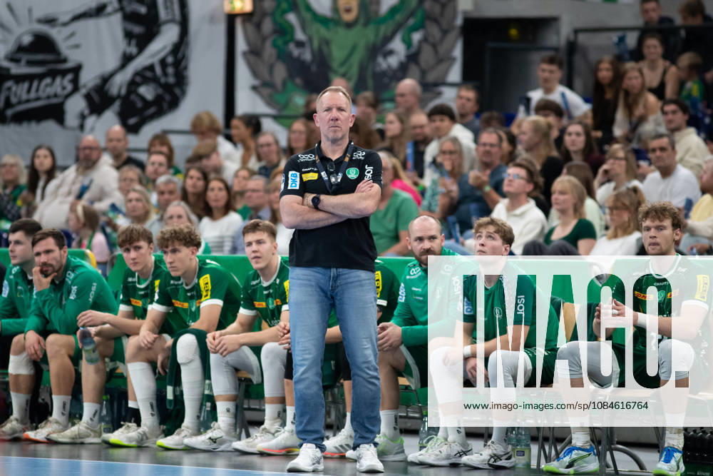 Handball, HBL2: SC DHfK Leipzig - ASV Hamm-Westfalen; 16.10.2026 Cheftrainer Frank Carstens (SC DHfK Leipzig). Handball, 2. Bundesliga, Saison 2026 2027, 8. Spieltag: SC DHfK Leipzig vs. ASV Hamm-Westfalen am 16.10.2026 in der Quarterback Immobilien Arena Leipzig.