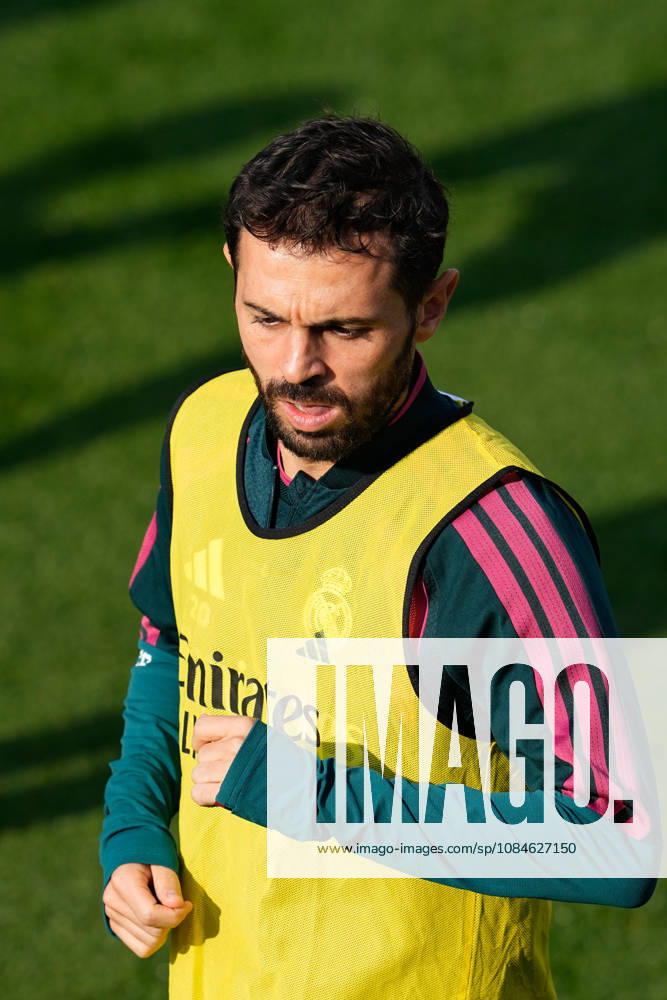 Bernardo Silva during the training day of Real Madrid ahead the Spanish League, LaLiga EA Sports, football match against Sevilla FC at Ciudad Deportiva Real Madrid on October 17, 2026, in Valdebebas, Madrid, Spain. Real Madrid Training And press conference, PK, Pressekonferenz - LaLiga Ea Sports - ZUMAa181 20261017_zaa_a181_041
