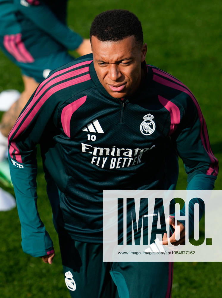 Kylian Mbappe during the training day of Real Madrid ahead the Spanish League, LaLiga EA Sports, football match against Sevilla FC at Ciudad Deportiva Real Madrid on October 17, 2026, in Valdebebas, Madrid, Spain. Real Madrid Training And press conference, PK, Pressekonferenz - LaLiga Ea Sports - ZUMAa181 20261017_zaa_a181_044