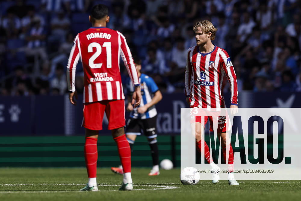 Morten Hjulmand of Atletico de Madrid in action during the Spanish league, LaLiga EA Sports, football match played between RCD Espanyol and Atletico de Madrid at RCDE Stadium on October 17, 2026 in Cornella, Spain. RCD Espanyol V Atletico De Madrid - LaLiga EA Sports - ZUMAa181 20261017_zaa_a181_116