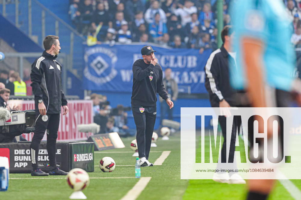 Sebastian Höneß (VfB Stuttgart, Trainer) GER, Hamburger SV vs. VfB Stuttgart, Fußball, 1. Bundesliga, Spieltag 06, Saison 2026 2027, 17.10.2026 DFL REGULATIONS PROHIBIT ANY USE OF PHOTOGRAPHS AS IMAGE SEQUENCES AND OR QUASI-VIDEO GER, Hamburger SV vs. VfB Stuttgart, Fußball, 1. Bundesliga, Spieltag 06, Saison 2026 2027, 17.10.2026 Hamburg