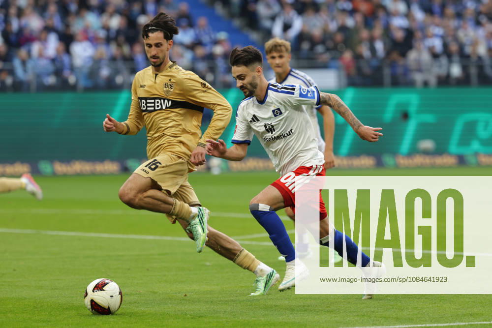 2026.10.17 Fussball 1. Bundesliga Hamburger Sportverein - VfB Stuttgart v.l. Atakan Karazor (VfB Stuttgart, 16), Fabio Daniel Ferreira Vieira (Hamburger SV, 20) (DFL DFB regulations prohibit any use of photographs as image sequences and or quasi-video.