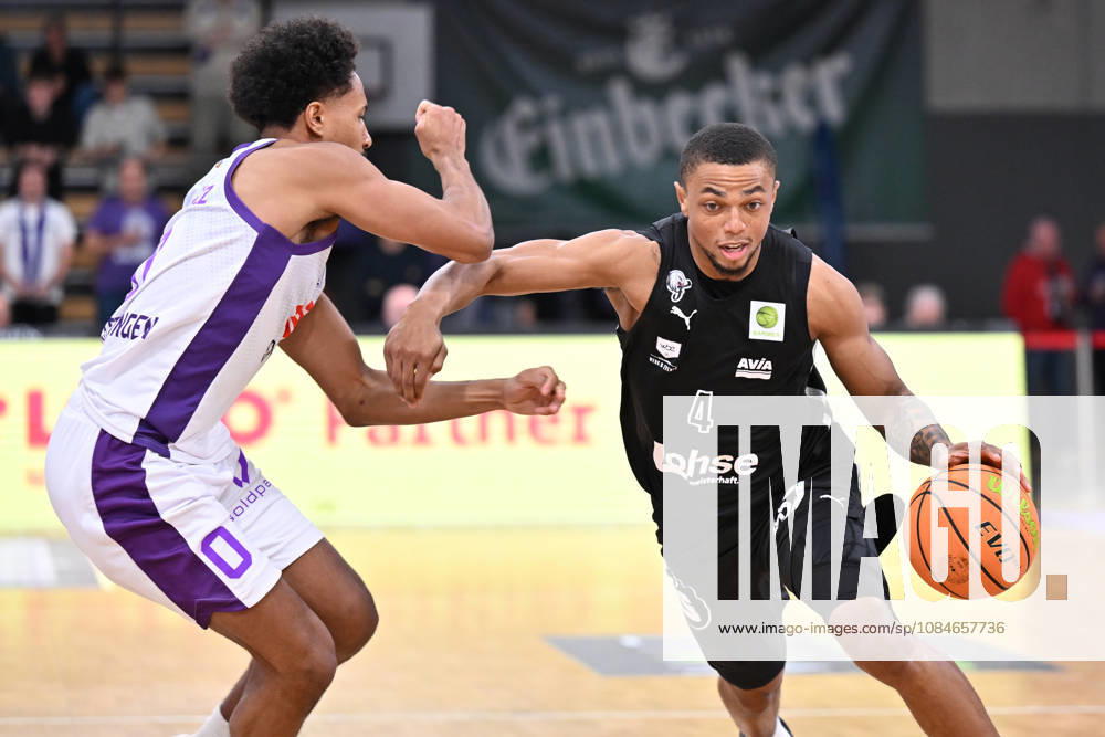 BG Göttingen - Nürnberg Falcons 17.10.2026, Göttingen: Basketball; 2. Bundesliga, ProA, BG Göttingen - Nürnberg Falcons, 5. Spieltag, Sparkassen-Arena. Xavier Bell (Nürnberg Falcons) dribbelt. Göttingen Niedersachsen Deutschland