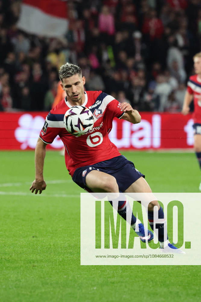 Romain PERRAUD (LOSC Lille) lors du match LOSC Lille vs Brest, Ligue 1, Decathlon Arena stade Pierre Mauroy, le 17 octobre 2026 - photo Laurent Sanson PsnewZ