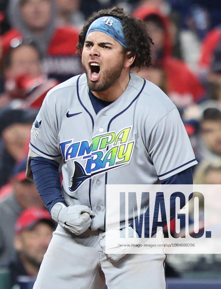 Tampa Bay Rays Jonathan Aranda (8) celebrates on third base after hitting a two-rbi single then advancing to third on a fielding error by Cleveland Guardians right fielder Chase DeLauter in the seventh inning during game four of the MLB, Baseball Herren, USA American League Championship Series at Progressive Field in Cleveland, Ohio, on Saturday, October 17, 2026. CLE20261017728 AARONxJOSEFCZYK