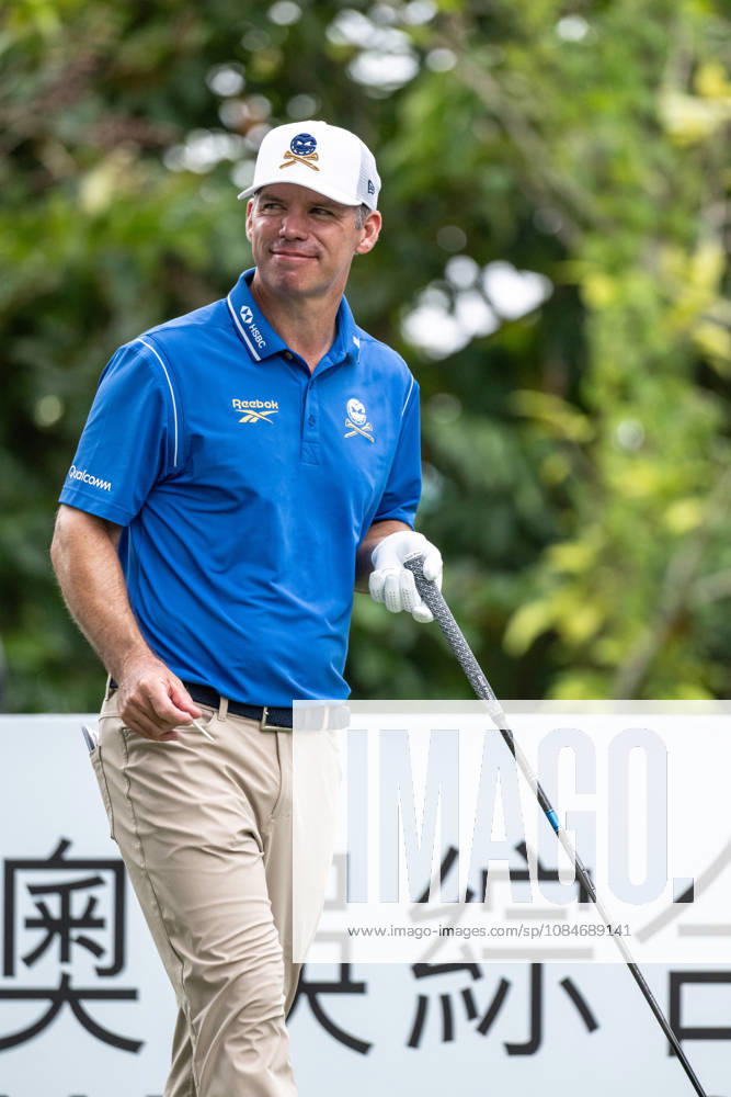 Paul CASEY from England, on the 1st Tee. Macau Open Golf 2026 Final Round. Macau China - ZUMAr144 20261018_zap_r144_005