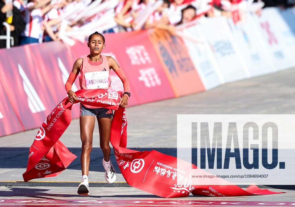 (261018) -- BEIJING, Oct. 18, 2026 -- Anchinalu Dessie Genaneh of Ethiopia crosses the finish line to win the first place of the women s marathon event at the 2026 Beijing Marathon & National Marathon Championships in Beijing, capital of China, Oct. 18, 2026. ) (SP)CHINA-BEIJING-2026 BEIJING MARATHON (CN) LuoxYuan
