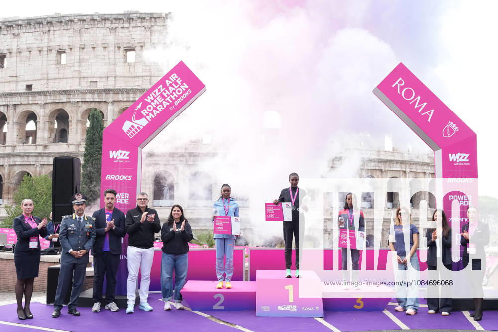 Ndungu Regina Wambui Desta Netsanet Yaregal Yalemget during the 3th edition of the Wizz Air Rome Half Marathon by Brooks 2026 Rome s, Italy - Sunday, October 18, 2026. ( Photo by Alfredo Falcone LaPresse )