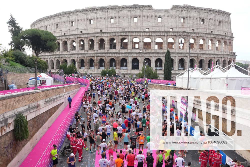 A moment of during the 3th edition of the Wizz Air Rome Half Marathon by Brooks 2026 Rome s, Italy - Sunday, October 18, 2026. ( Photo by Alfredo Falcone LaPresse )