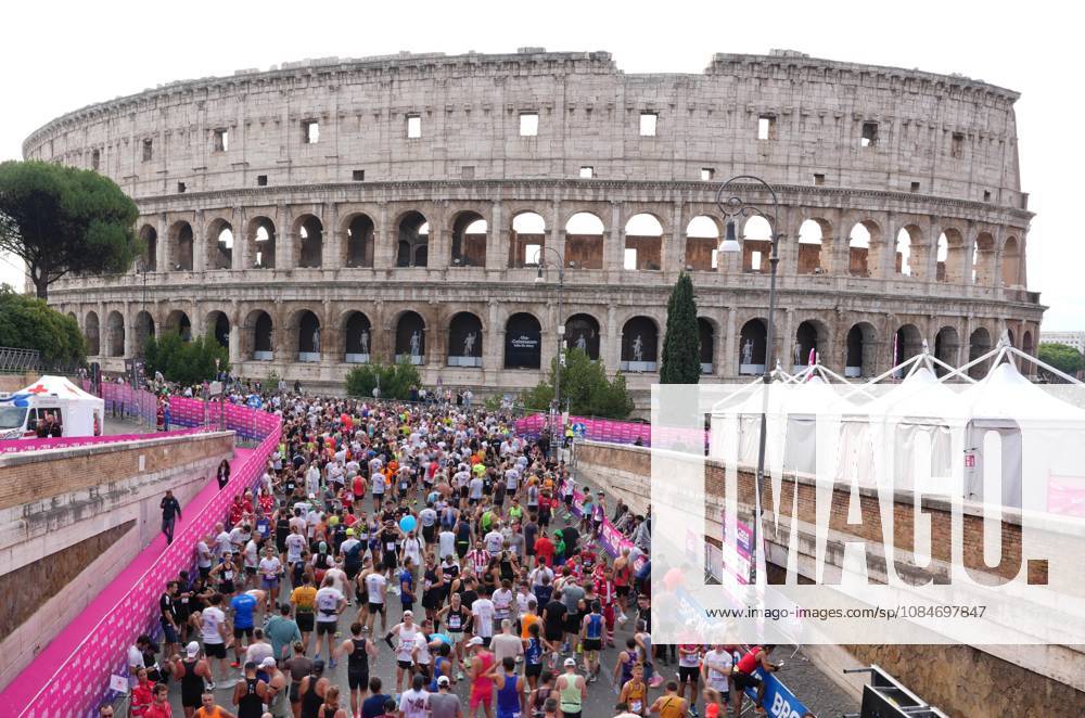 A moment of during the 3th edition of the Wizz Air Rome Half Marathon by Brooks 2026 Rome s, Italy - Sunday, October 18, 2026. ( Photo by Alfredo Falcone LaPresse )
