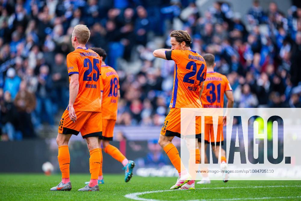 Fußball, 2026 2027, 2. Bundesliga, 8. Spieltag, DSC Arminia Bielefeld - VfL Osnabrück: (L-R) Niklas Wiemann (Osnabrück), Leon Flach (Osnabrück), Jannik Müller (Osnabrück), Patrick Kammerbauer (Osnabrück) nach dem Tor zum 1:1 von Maximilian Bauer (Bielefeld) DFL REGULATIONS PROHIBIT ANY USE OF PHOTOGRAPHS AS IMAGE SEQUENCES AND OR QUASI-VIDEO.