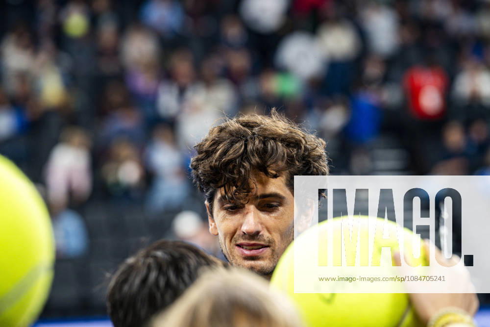 TENNIS : ATP, Tennis Herren 250 - Grand Tennis AURA - Decines (France) 18 10 2026 Pierre-Hugues HERBERT(FRA) secures a three-set victory over Jurij Rodionov during the qualifying tournament of the Auvergne Rhône-Alpes Grand Prix at the LDLC Arena in Décines on October 18, 2026. Photo Sandrine Thesillat PsNewZ