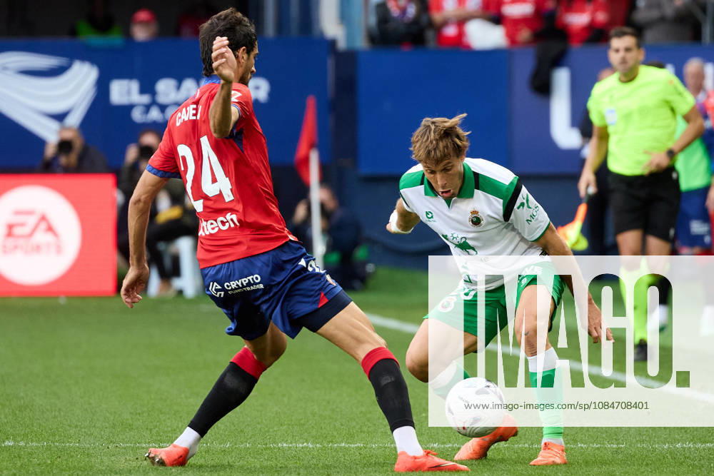 LaLiga EASports 2026 27 CA Osasuna v Racing de Santander Alejandro Catena (24. OSA) (L) and Sergio Canales (20. RAC) (R) battle for the ball during the football match of LaLiga EA Sports between CA Osasuna and Racing de Santander played at El Sadar stadium in Pamplona (Spain) on Oct 18 2026. Credit: Inigo Alzugaray Agencia LOF Pamplona LaLiga EASports 2026 27 CA Osasuna v Racing de Santander