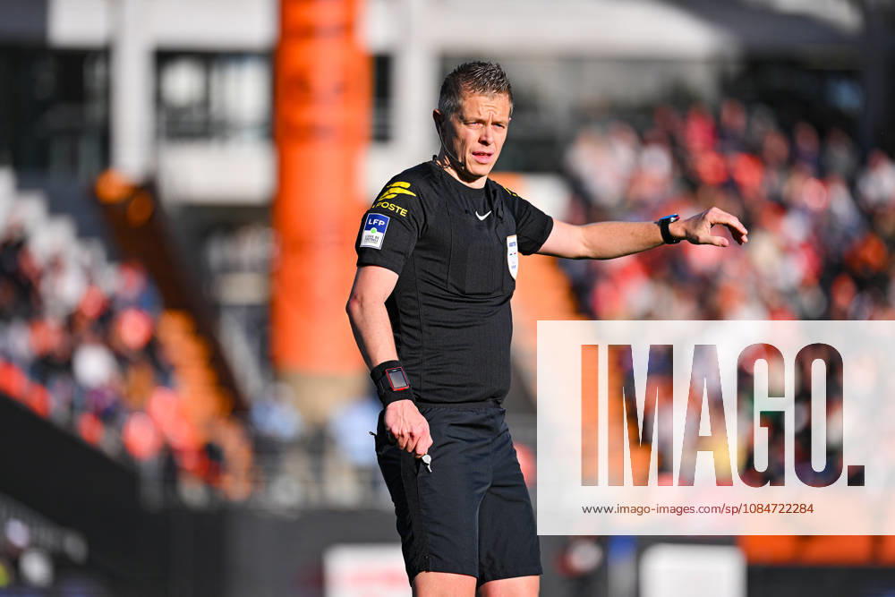 FC Lorient v AS Monaco - Ligue 1 McDonald s 2026 2027 Marc BOLLENGIER Referee during Ligue 1 McDonald s match between Lorient and Monaco at Stade du Moustoir on October 18, 2026 in Lorient, France. Lorient France