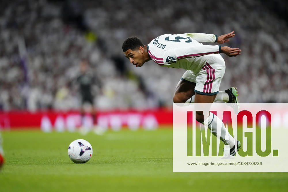 Real Betis Balompie v FC Barcelona, Barca - LaLiga EA Sports 2026 27 Jude Bellingham attacking midfield of Real Madrid and England during the LaLiga EA Sports 2026 27 match between Real Betis Balompie and FC Barcelona at Estadio La Cartuja on October 18, 2026 in Seville, Spain. Seville Spain